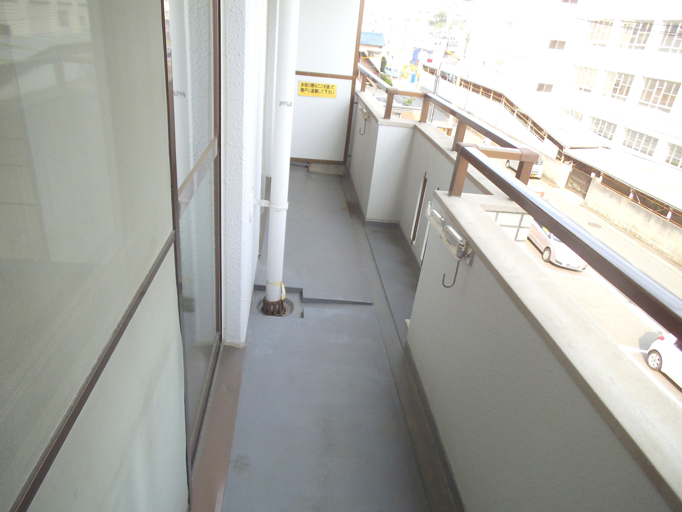 Balcony. Since the veranda also wide, Futon also Jose laundry firmly