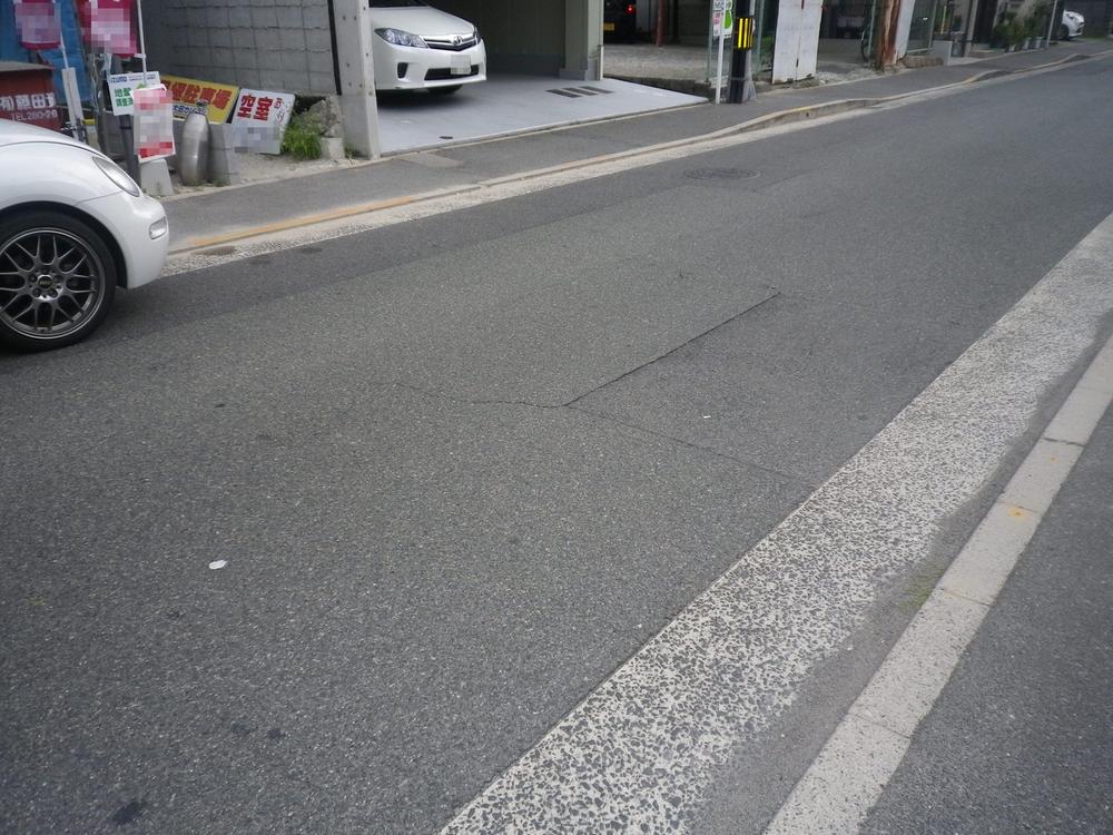 Local photos, including front road. Local (10 May 2013) Shooting