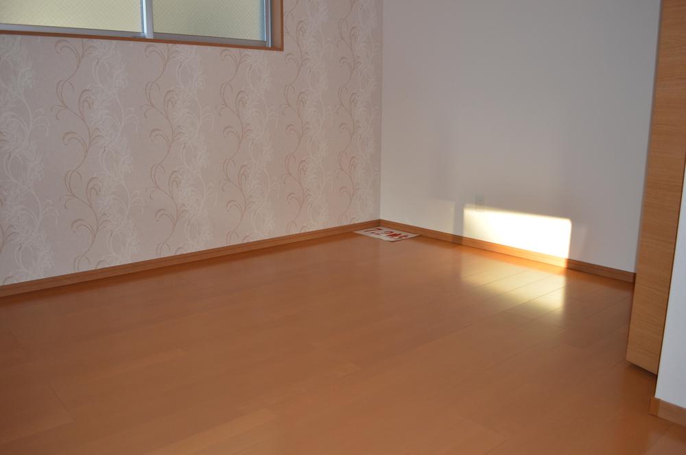 Non-living room. Indoor (12 May 2013) Shooting