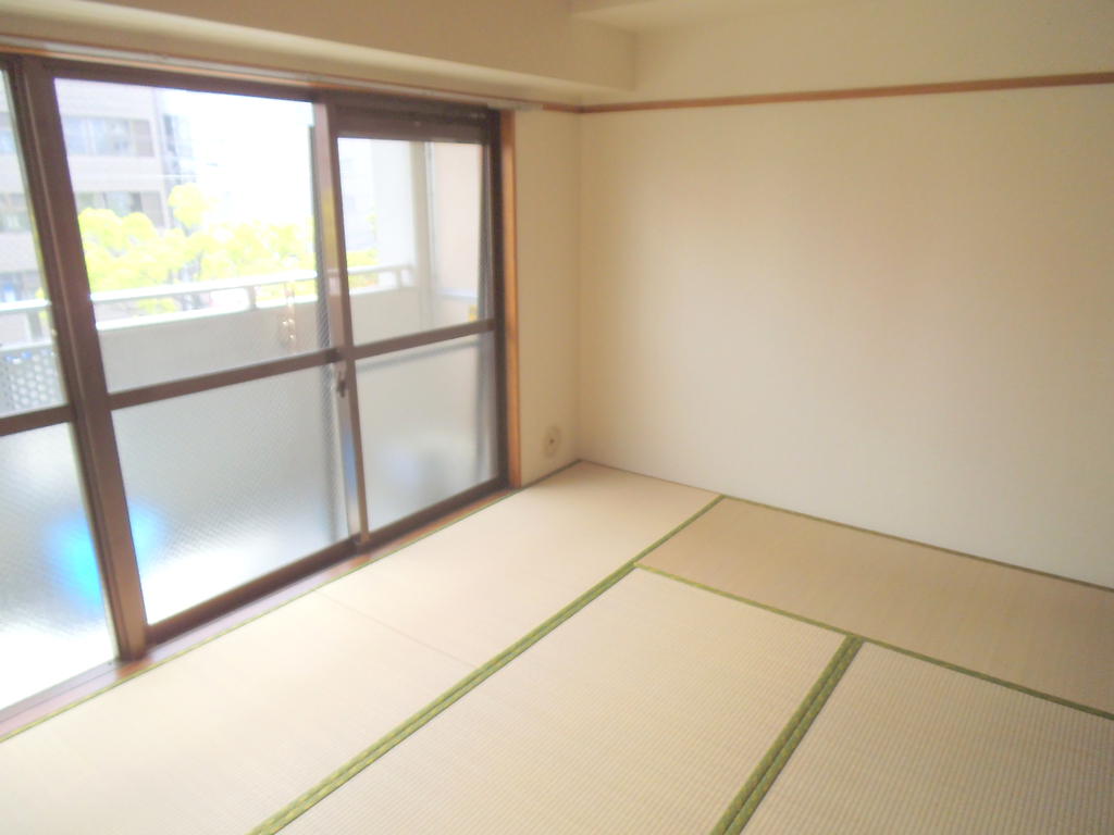 Other room space. Is one of the charms of slowly can be in the Japanese-style room