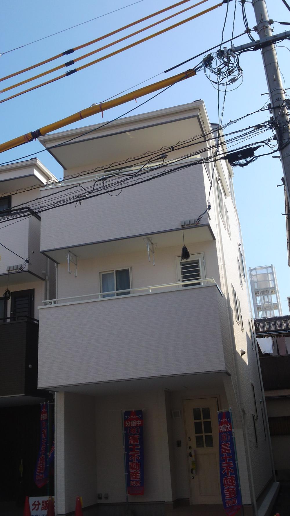 Local appearance photo. Local (September 2013) Shooting