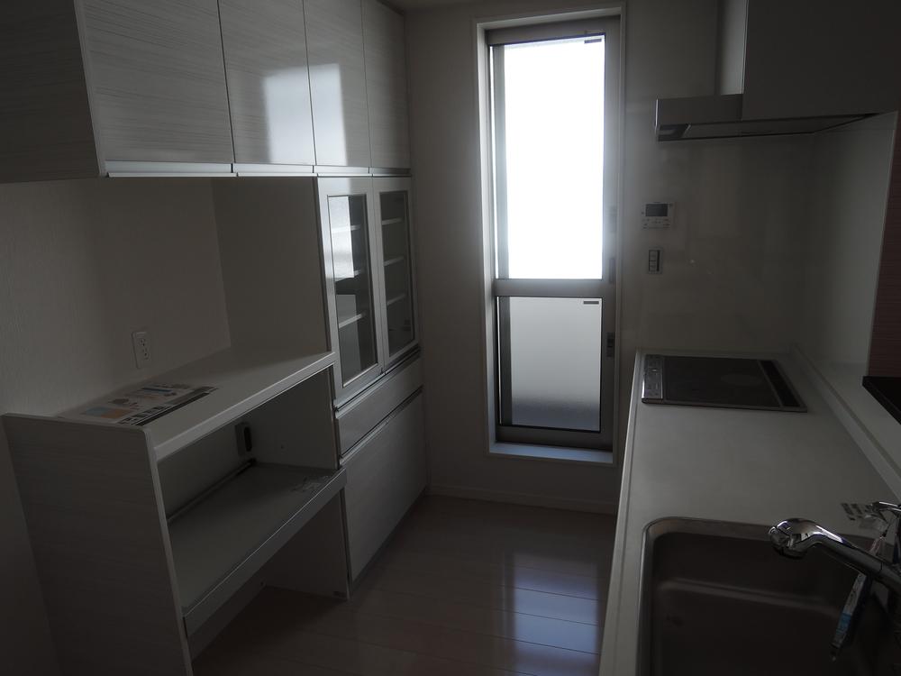 Kitchen. Indoor (10 May 2013) Shooting