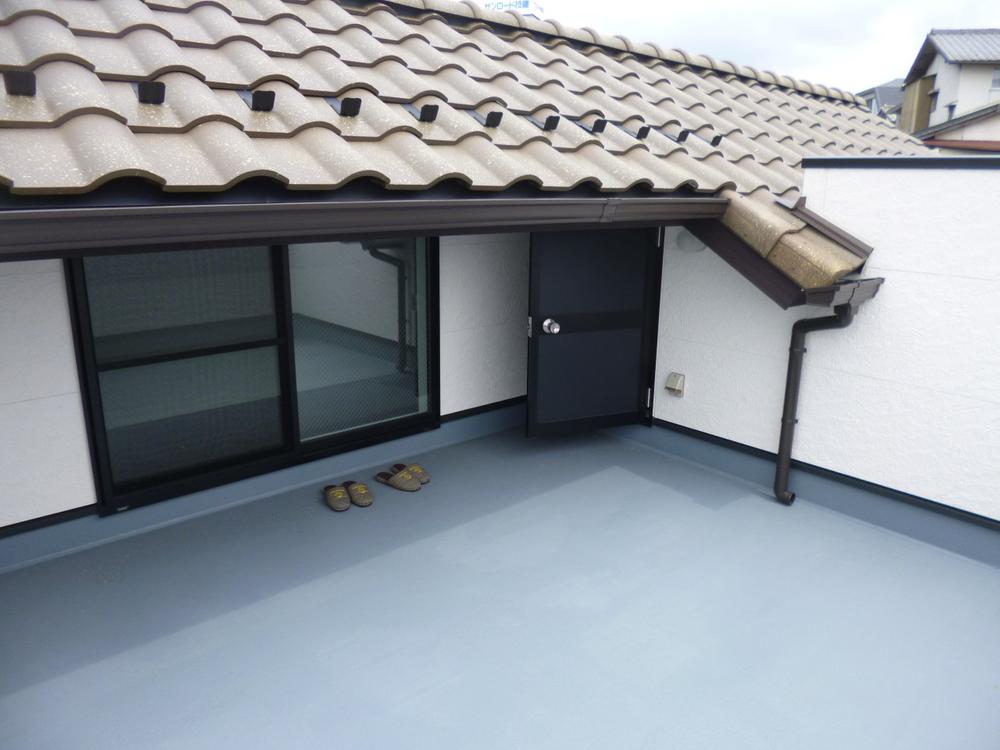 Balcony. (July 2013) Shooting