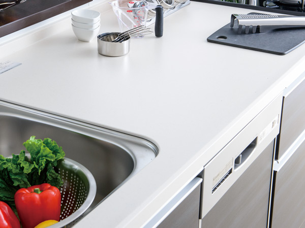 Kitchen.  [Artificial marble top plate there is a feeling of cleanliness and luxury] Kitchen not only cooking tends to, I want to continue to use beautifully clean. As easy to every day clean up and care, Ingenuity everywhere in people who use eyes.
