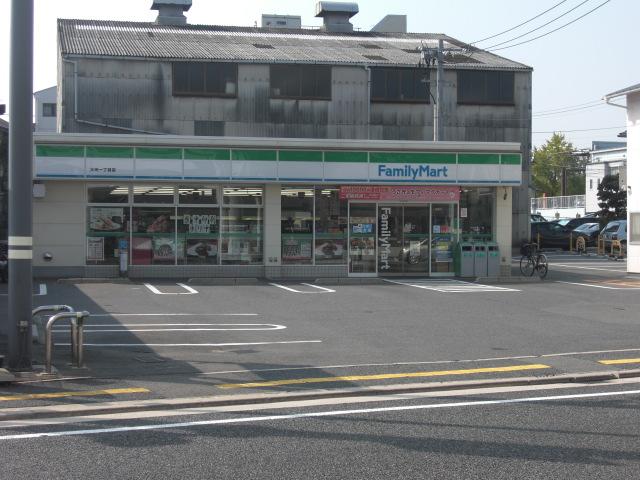 Convenience store. FamilyMart Ozu 303m up to one-chome