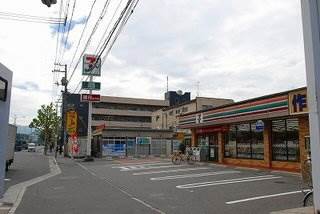 Convenience store. 690m to Seven-Eleven Nio Hiroshima (convenience store)