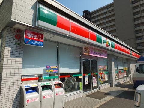 Convenience store. thanks 193m to Hiroshima Shinonome store
