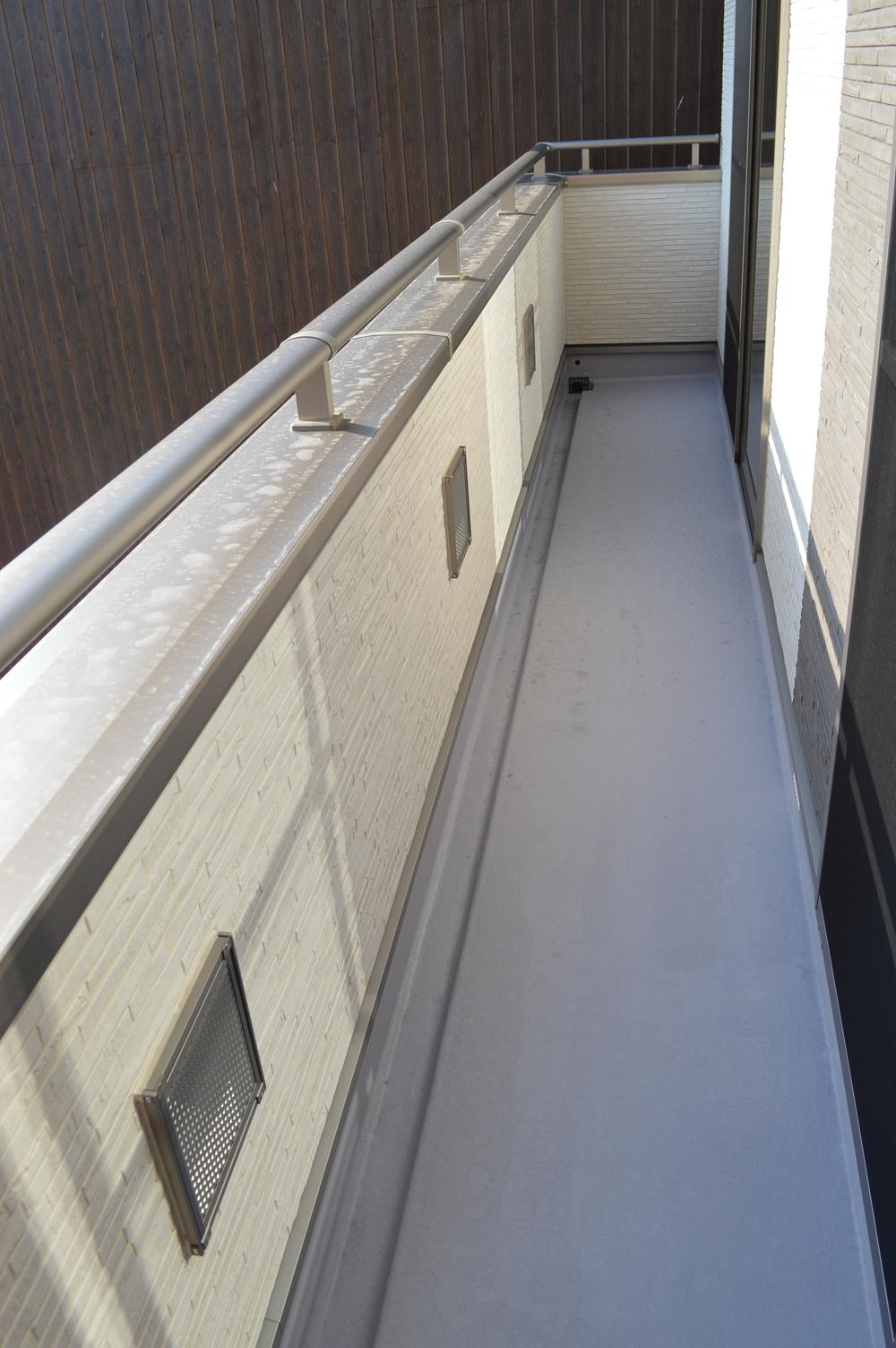 Balcony. Local (11 May 2013) Shooting