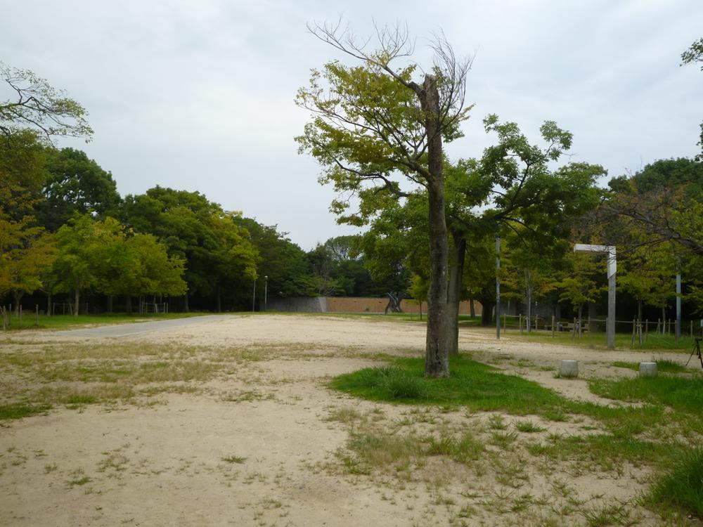 park. Until Hijiyamakoen 745m