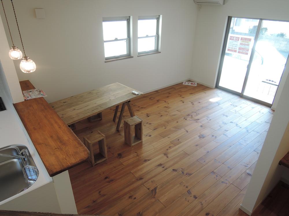 Living. Indoor (12 May 2013) Shooting