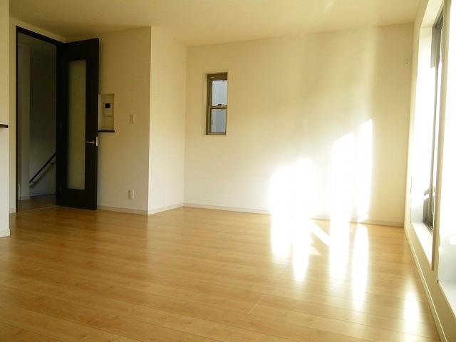 Living. Indoor (12 May 2013) Shooting