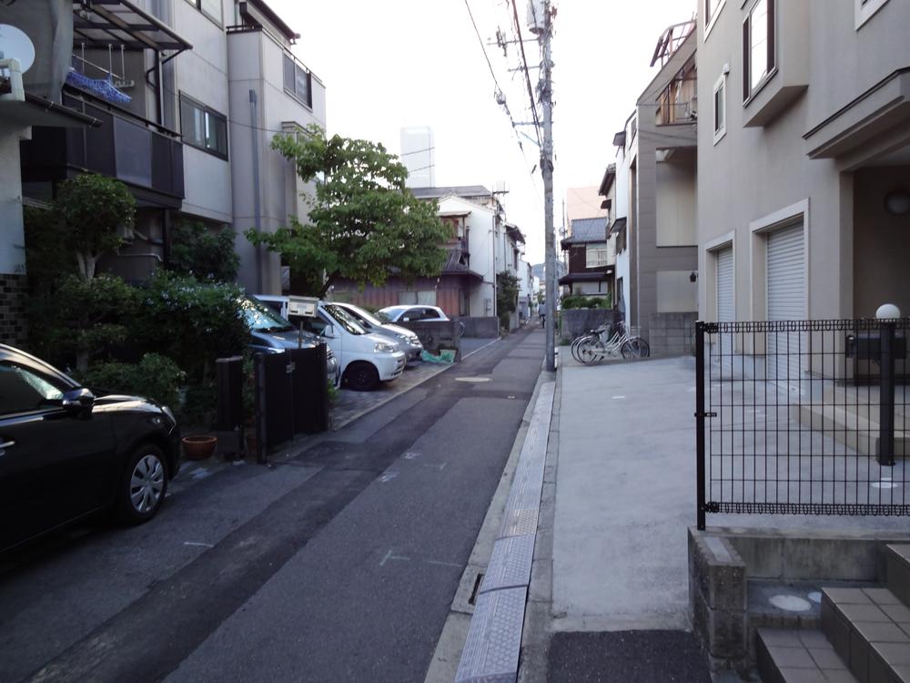 Other local. Local (September 2013) Shooting Secondary road