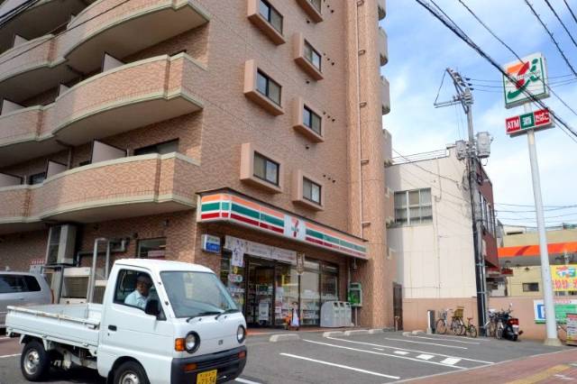 Convenience store. Seven-Eleven Hiroshima Ujinamiyuki store up (convenience store) 265m