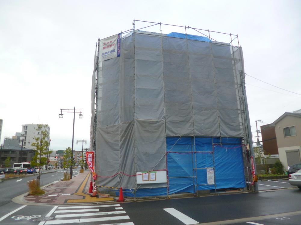 Local appearance photo