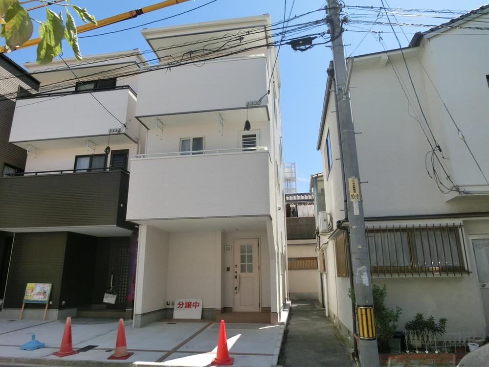 Local appearance photo. Local (August 2013) Shooting