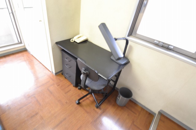 Other Equipment. furniture ・ It is with consumer electronics