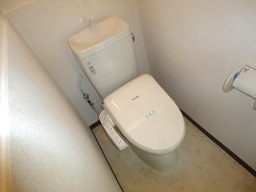 Toilet. Washlet installation completed! Refurbished Banzai ☆