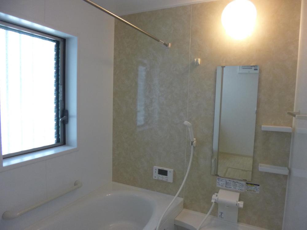 Bathroom. (June 2013) Shooting