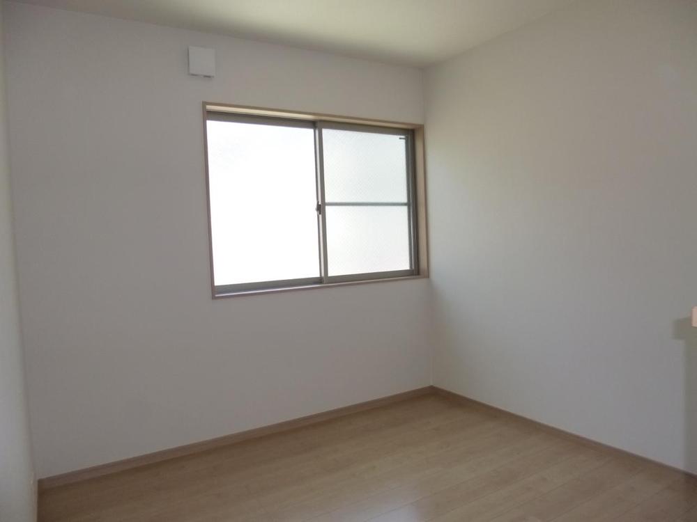 Non-living room. (June 2013) Shooting