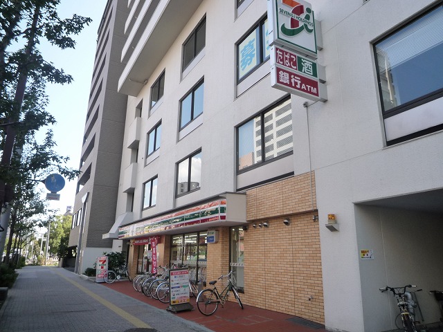 Convenience store. Seven-Eleven Hiroshima Kokutai-ji-cho store (convenience store) to 212m