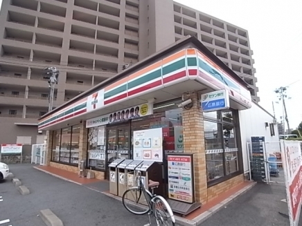 Convenience store. Seven-Eleven Hiroshima Minamisendanishi store up (convenience store) 339m