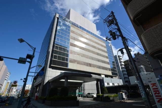 Bank. Hiroshimashin'yokinko 149m up to the head office (Bank)