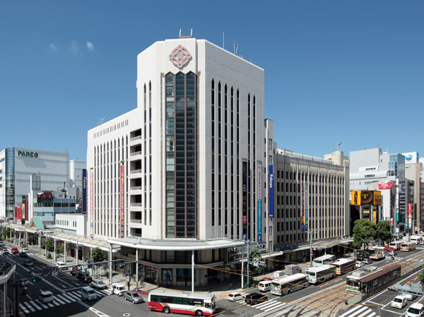 Surrounding environment. A 10-minute walk from Hatchobori lined with department stores and office buildings. Convenient shopping after work.  ※ About 4 minutes by bicycle to Fukuya Hatchobori head office (800m).