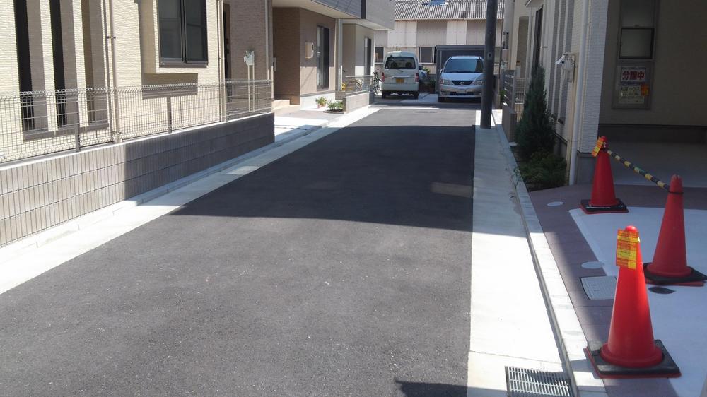 Local photos, including front road. Local (September 2013) Shooting