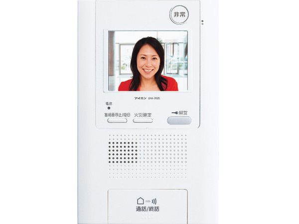 Security.  [Color TV auto lock system with monitor] Adopt an auto-lock system with a color TV monitor that the visitor can see in the video and sound. It prevents suspicious person of the invasion in advance. Since the intercom of each dwelling unit is a hands-free type of touch panel, You can also easily manipulated in children.