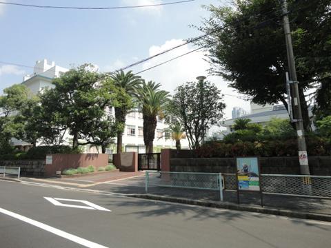 Primary school. Motokawa until elementary school 591m
