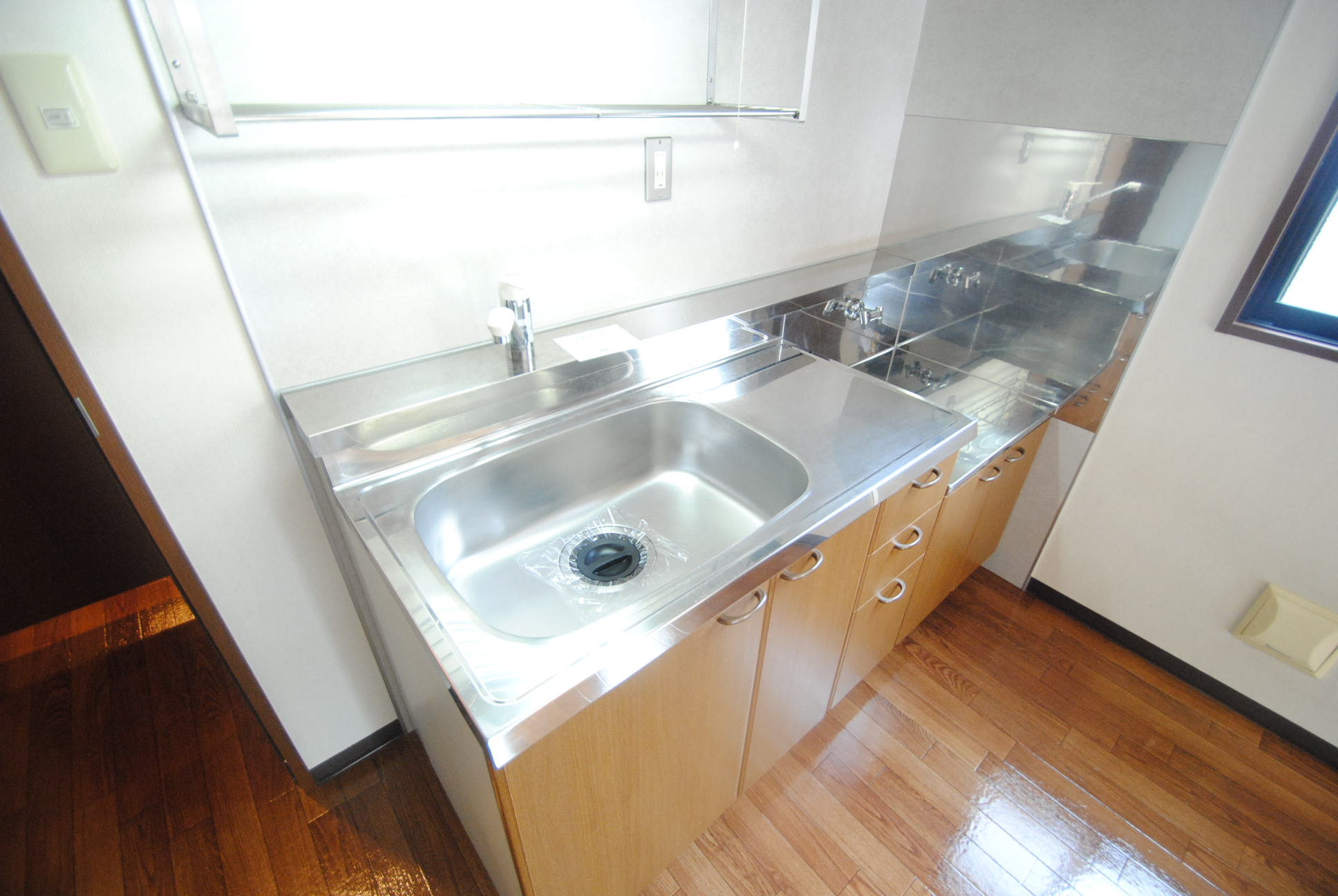 Kitchen. Spacious windows in the kitchen also often miss some