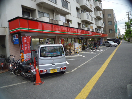 Convenience store. Poplar Funairiminami store up (convenience store) 316m