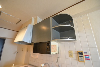 Kitchen. Stylish shelf ◎