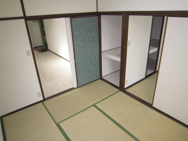 Other room space