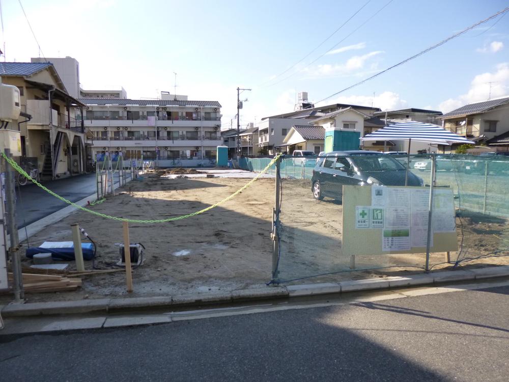 Local appearance photo. Local (10 May 2013) Shooting