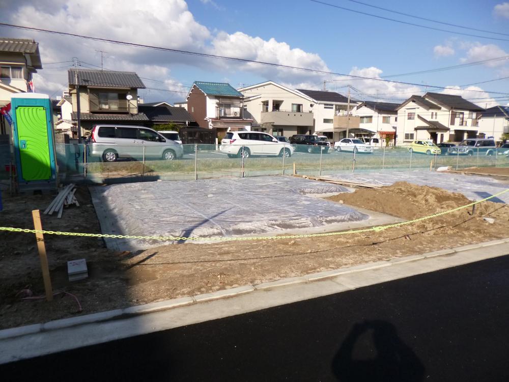 Local appearance photo. Local (10 May 2013) Shooting