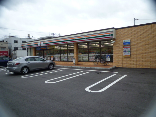 Convenience store. Seven-Eleven Hiroshima Yoshijimashin cho store (convenience store) to 453m