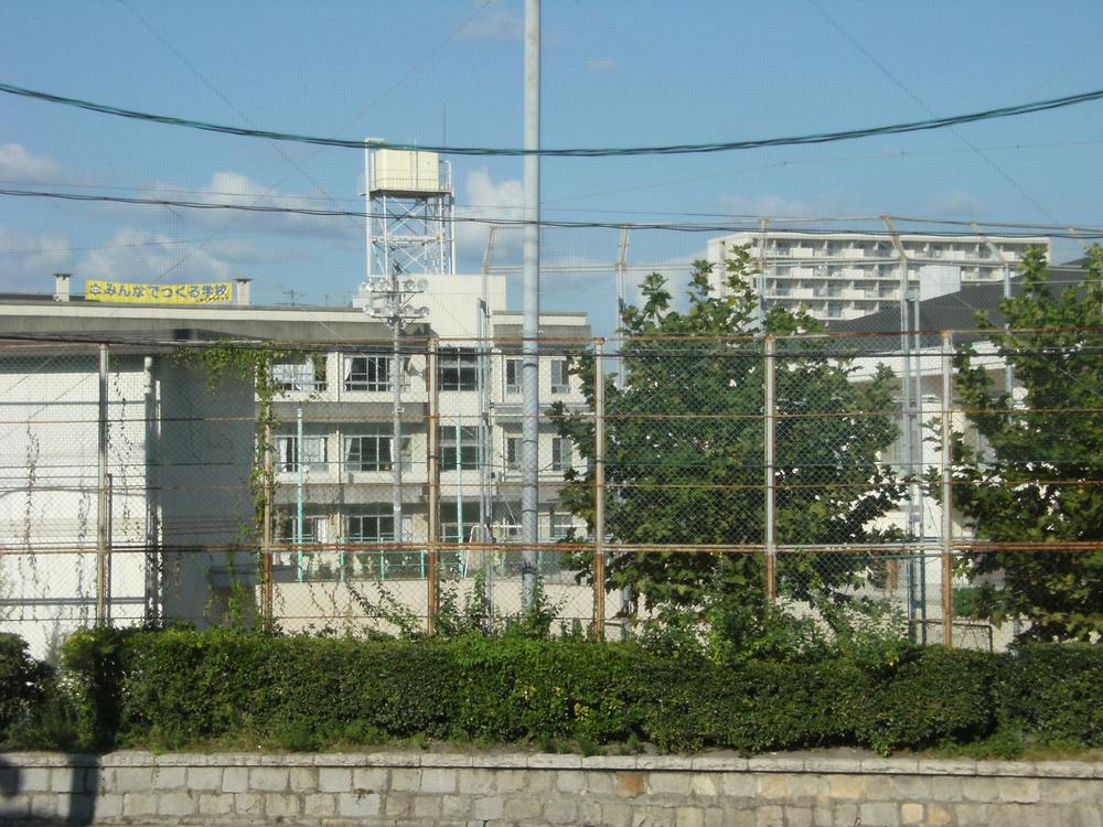 Junior high school. Eba 450m until junior high school