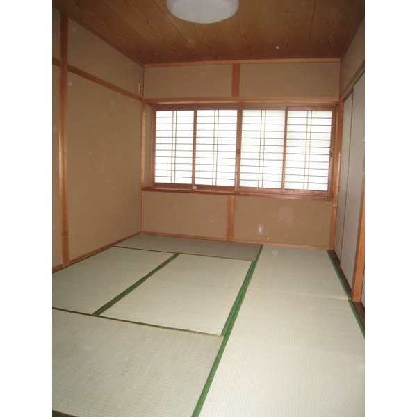 Living and room. 1F Japanese-style room