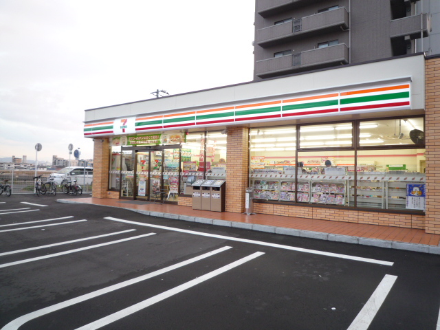 Convenience store. Eleven West Hiroshima store up (convenience store) 220m