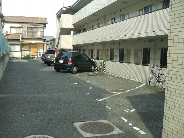 Parking lot