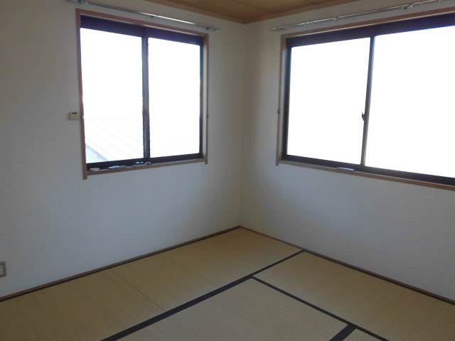 Living and room. Second floor Japanese-style room