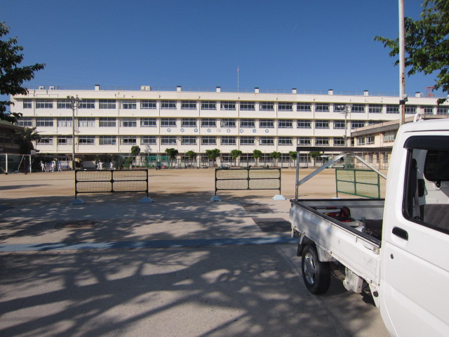 Primary school. Kusatsu 251m up to elementary school (elementary school)