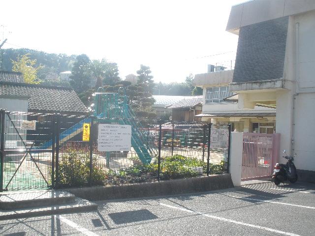 kindergarten ・ Nursery. Koi 1005m until the green kindergarten