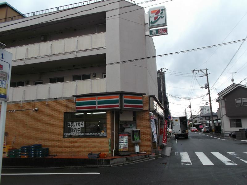 Convenience store. 160m to Seven-Eleven Hiroshima Kogonaka 4-chome