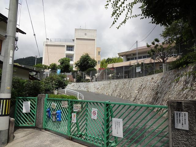 Primary school. 717m to Hiroshima Municipal Koiue Elementary School