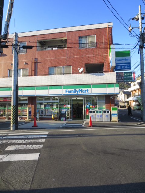 Convenience store. FamilyMart Furuenishi store up (convenience store) 784m