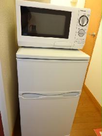 Kitchen. refrigerator ・ microwave