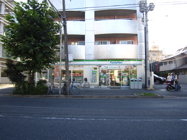 Convenience store. FamilyMart Yokogawa-cho-chome store up (convenience store) 241m