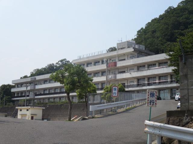 Other. Koihigashi elementary school about 870m